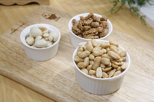 Nutritious Snacking: Healthy Alternatives to Consider